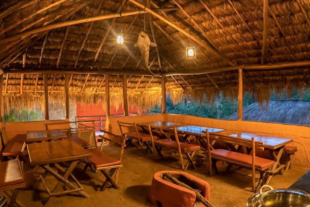 Deshadan Eco Valley Resort - An Eco Friendly Mud House Kanthalloor Esterno foto