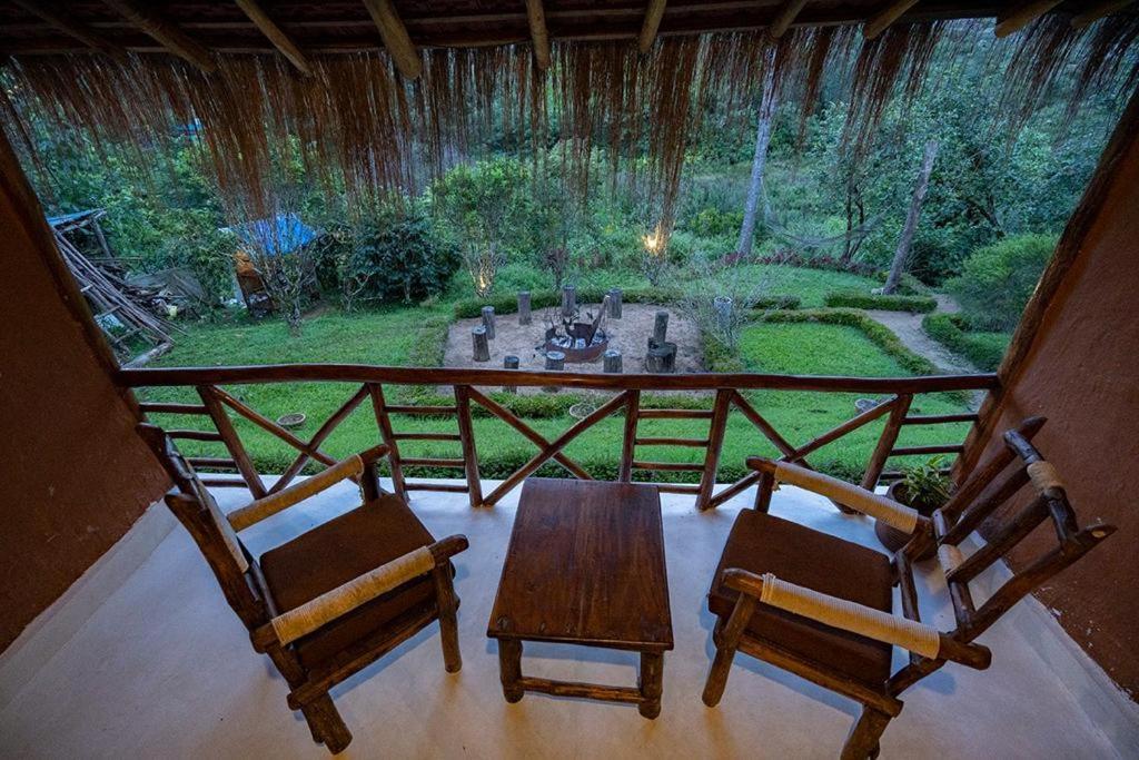 Deshadan Eco Valley Resort - An Eco Friendly Mud House Kanthalloor Esterno foto