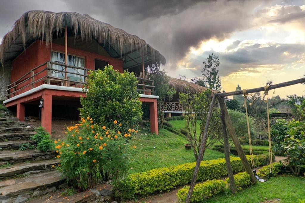 Deshadan Eco Valley Resort - An Eco Friendly Mud House Kanthalloor Esterno foto