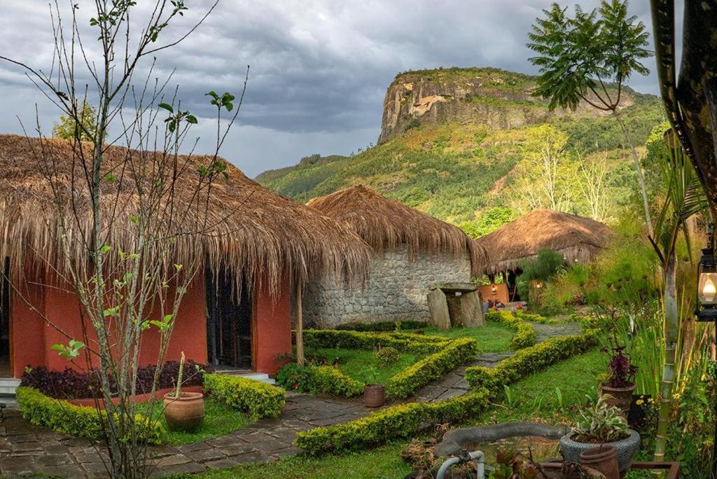 Deshadan Eco Valley Resort - An Eco Friendly Mud House Kanthalloor Esterno foto